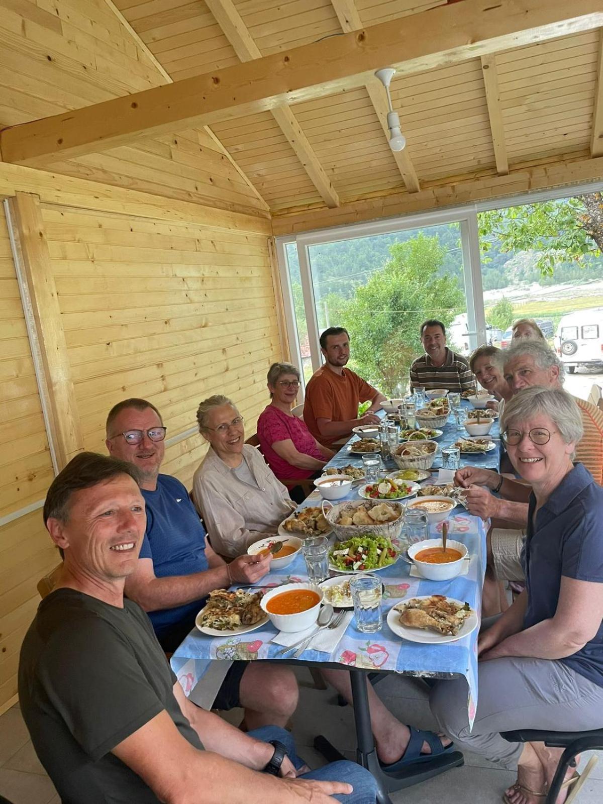 발보너 Bujtina Arlindi B&B 외부 사진