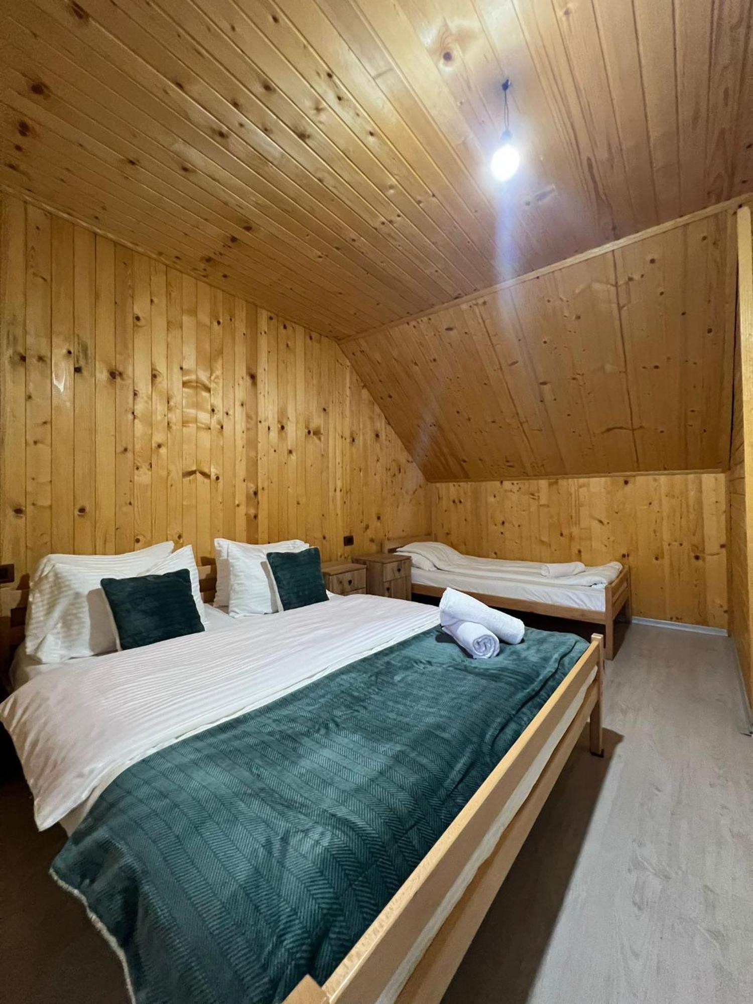 발보너 Bujtina Arlindi B&B 외부 사진
