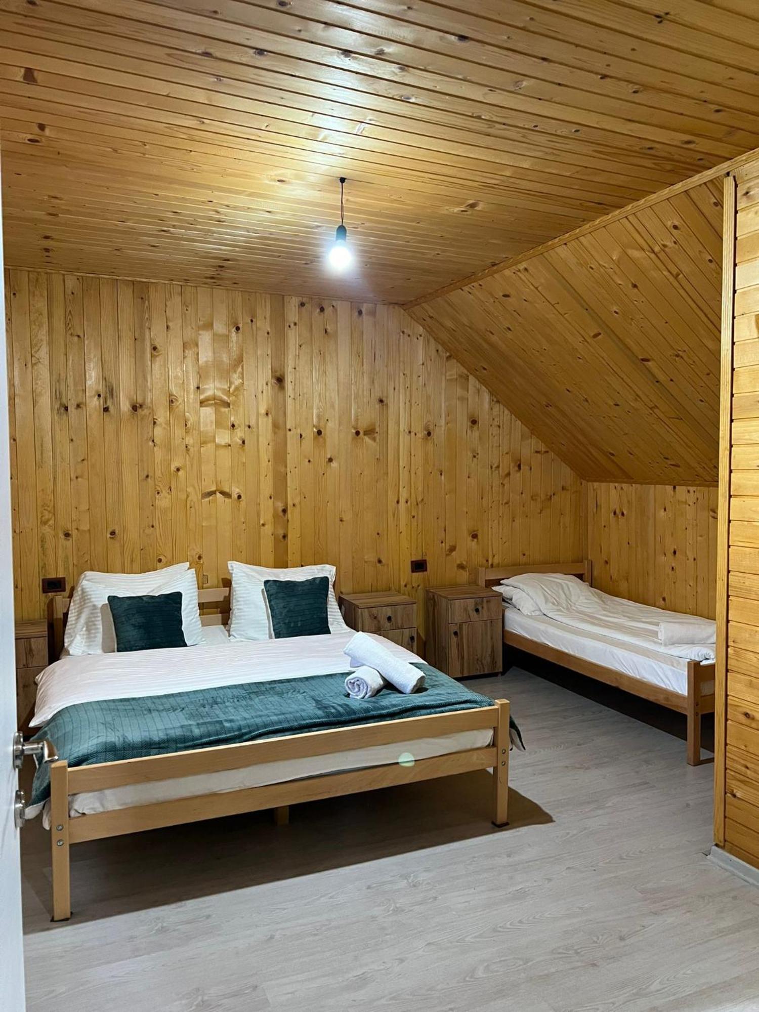 발보너 Bujtina Arlindi B&B 외부 사진