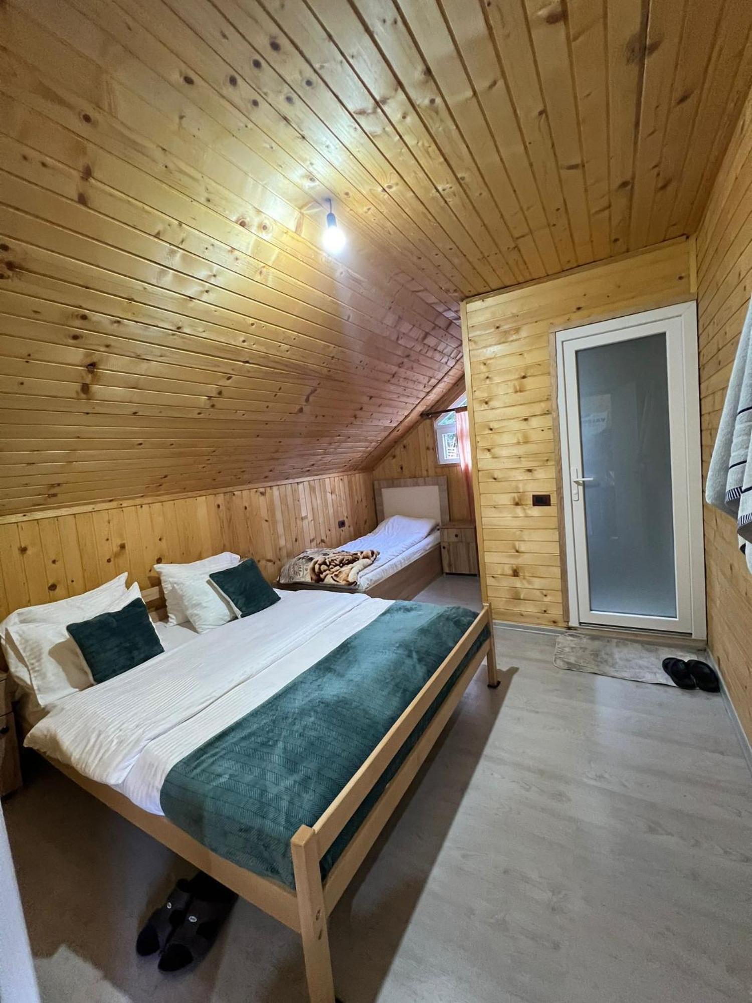발보너 Bujtina Arlindi B&B 외부 사진