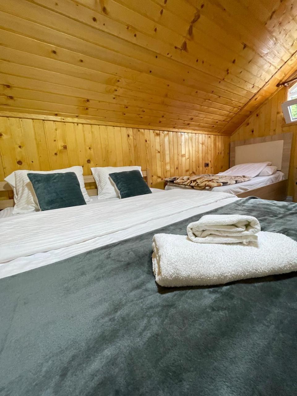 발보너 Bujtina Arlindi B&B 외부 사진